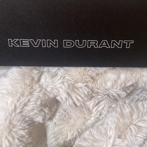 NIKE KD TREY 5 SNEAKERS - Picture 7 of 7